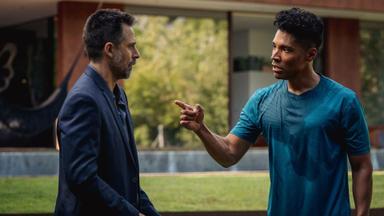 Pollos sin cabeza 1x2